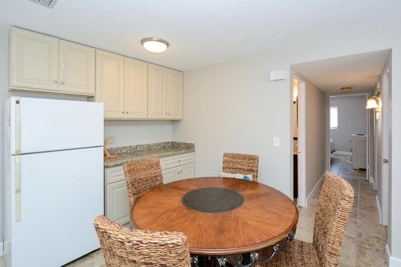 Canal 311 - Right In Siesta Key Village! Sarasota Exteriör bild