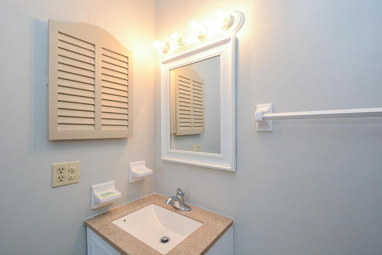 Canal 311 - Right In Siesta Key Village! Sarasota Exteriör bild