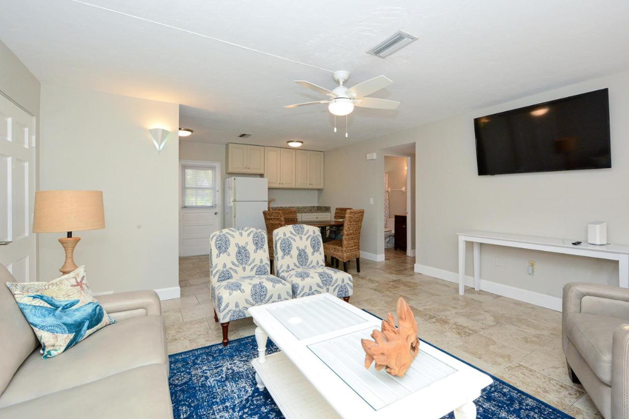 Canal 311 - Right In Siesta Key Village! Sarasota Exteriör bild