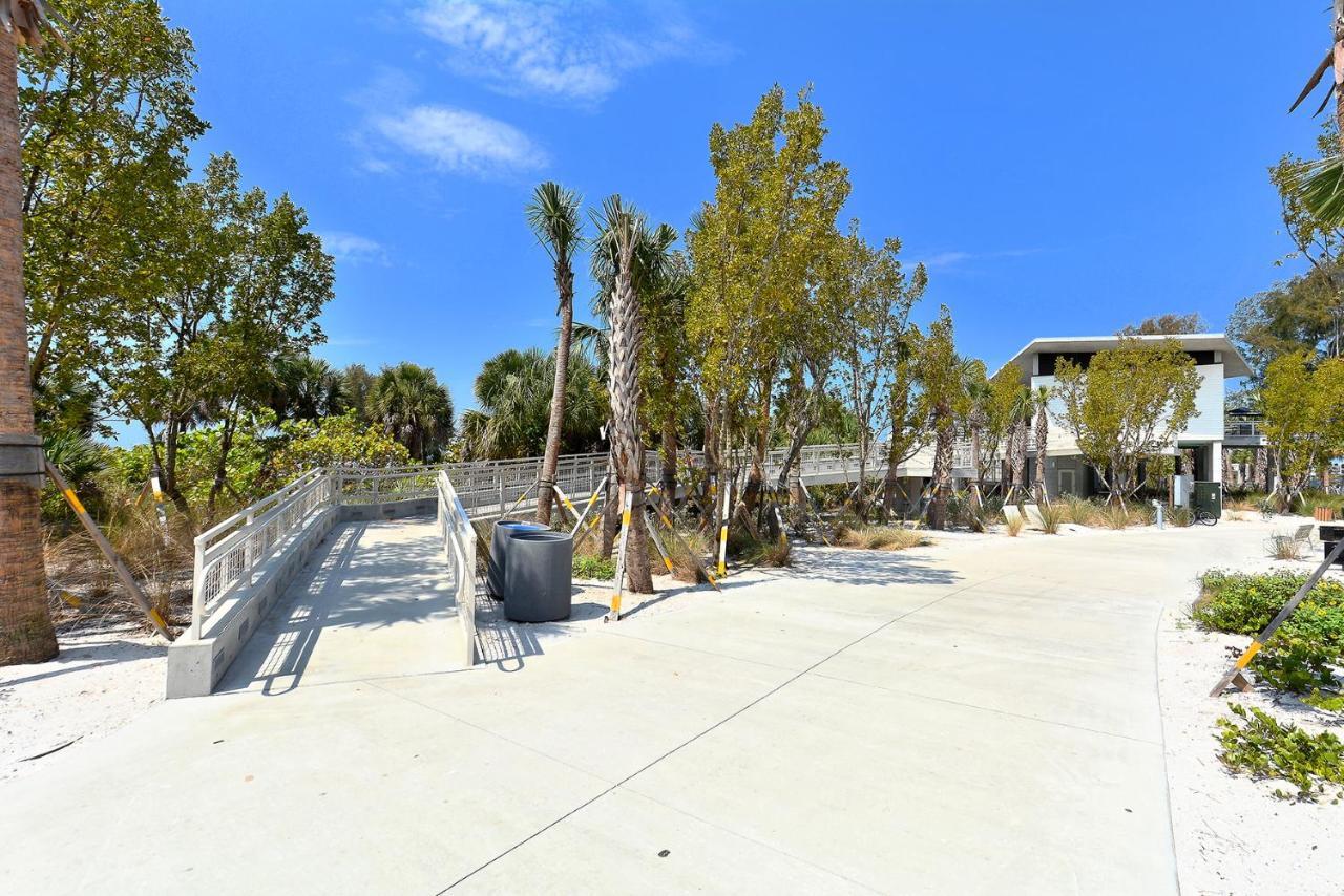 Canal 311 - Right In Siesta Key Village! Sarasota Exteriör bild
